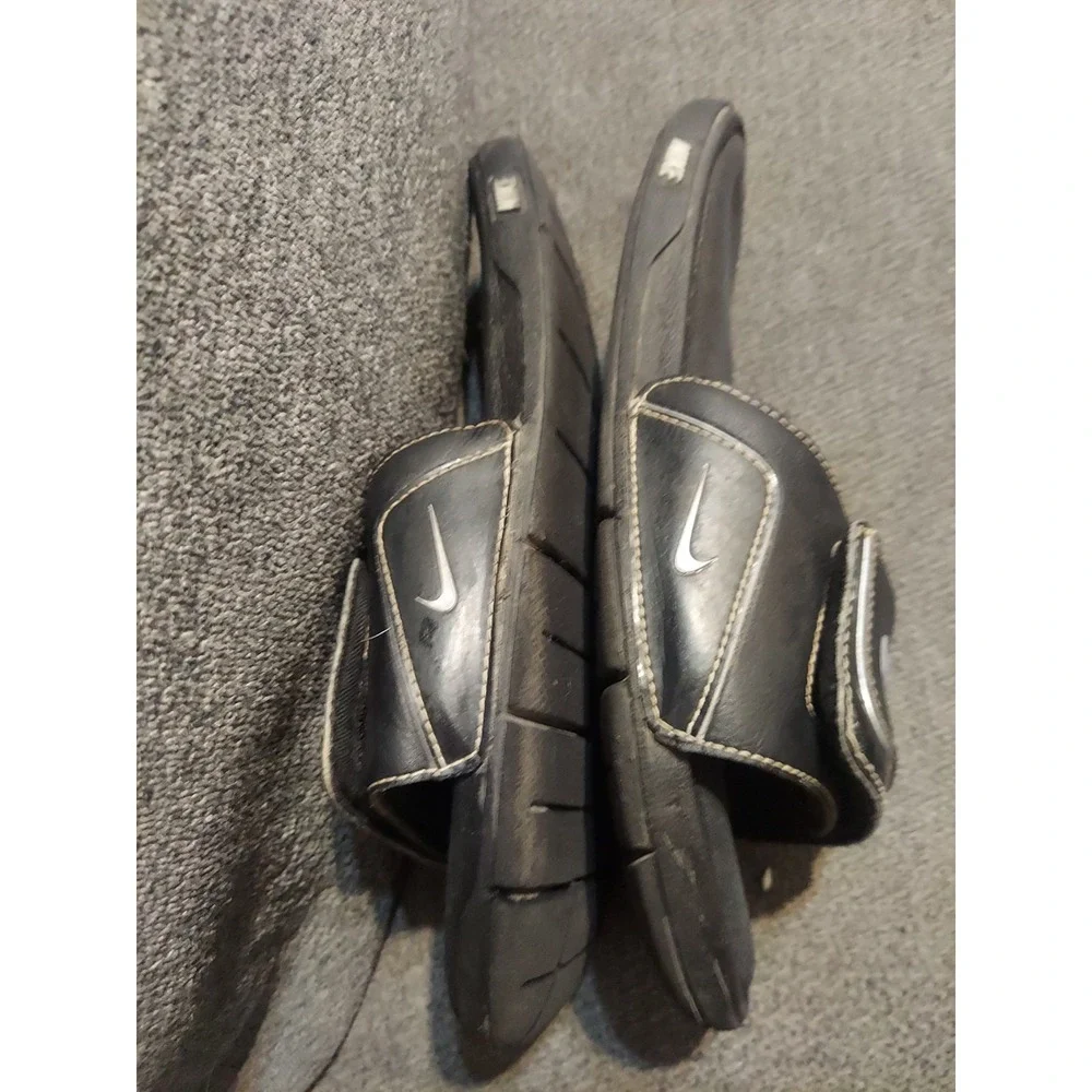 Nike comfort slide